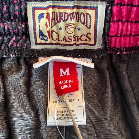 Miami Heat NBA Mitchell & Ness Swingman Basketball Shorts Size Medium - Picture 5 of 7
